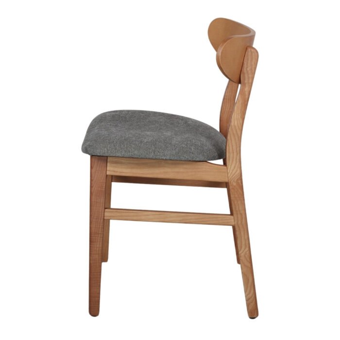 Chaise Muriel en Bois: Élégance Nordique avec Assise Rembourrée - Meublei